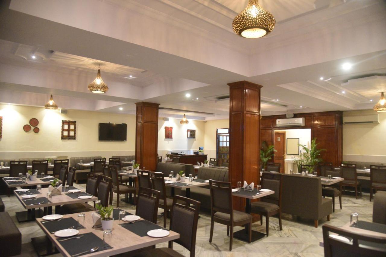 Hotel Vijaya Residency Anakāpalle Extérieur photo